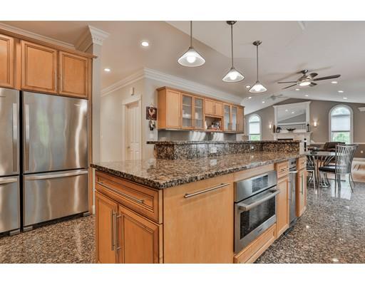 183 Ipswich Road Topsfield, MA 01983 - Photo 17 of 42 Gallery Image 17
