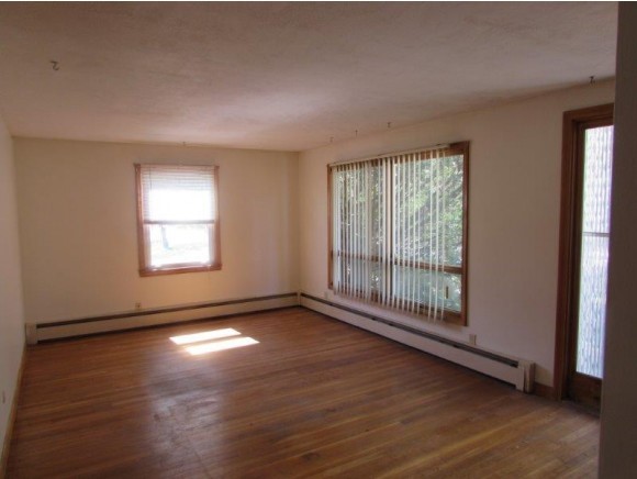 44 Hoyt Road Gilford, NH 03249 - Photo 13 of 31 Gallery Image 13