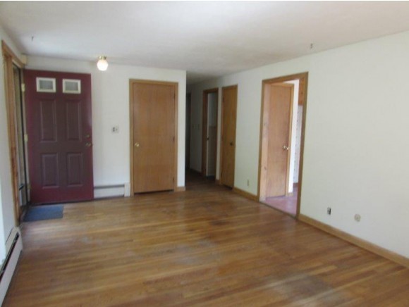 44 Hoyt Road Gilford, NH 03249 - Photo 14 of 31 Gallery Image 14