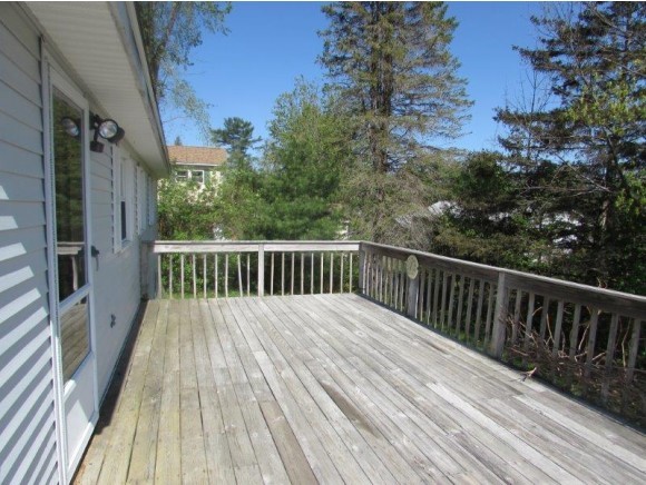 44 Hoyt Road Gilford, NH 03249 - Photo 9 of 31 Gallery Image 9