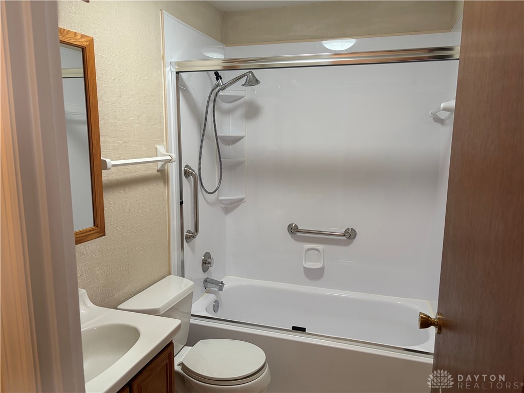 6537 Highbury Road Dayton, OH 45424 - Photo 10 of 17