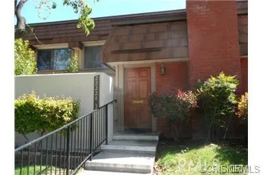 $3,995 | 22224 Germain Street, Unit 3, Chatsworth, CA 91311