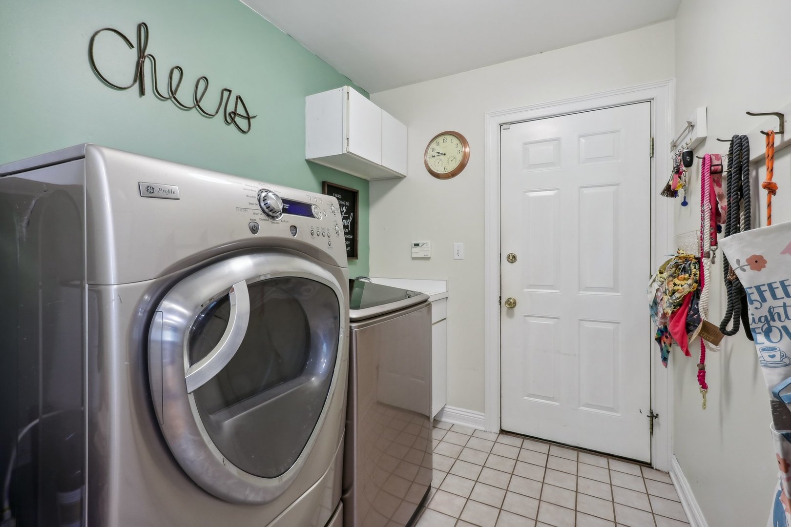 902 Dolder Lane Spring Grove, IL 60081 - Photo 16 of 67 Gallery Image 16