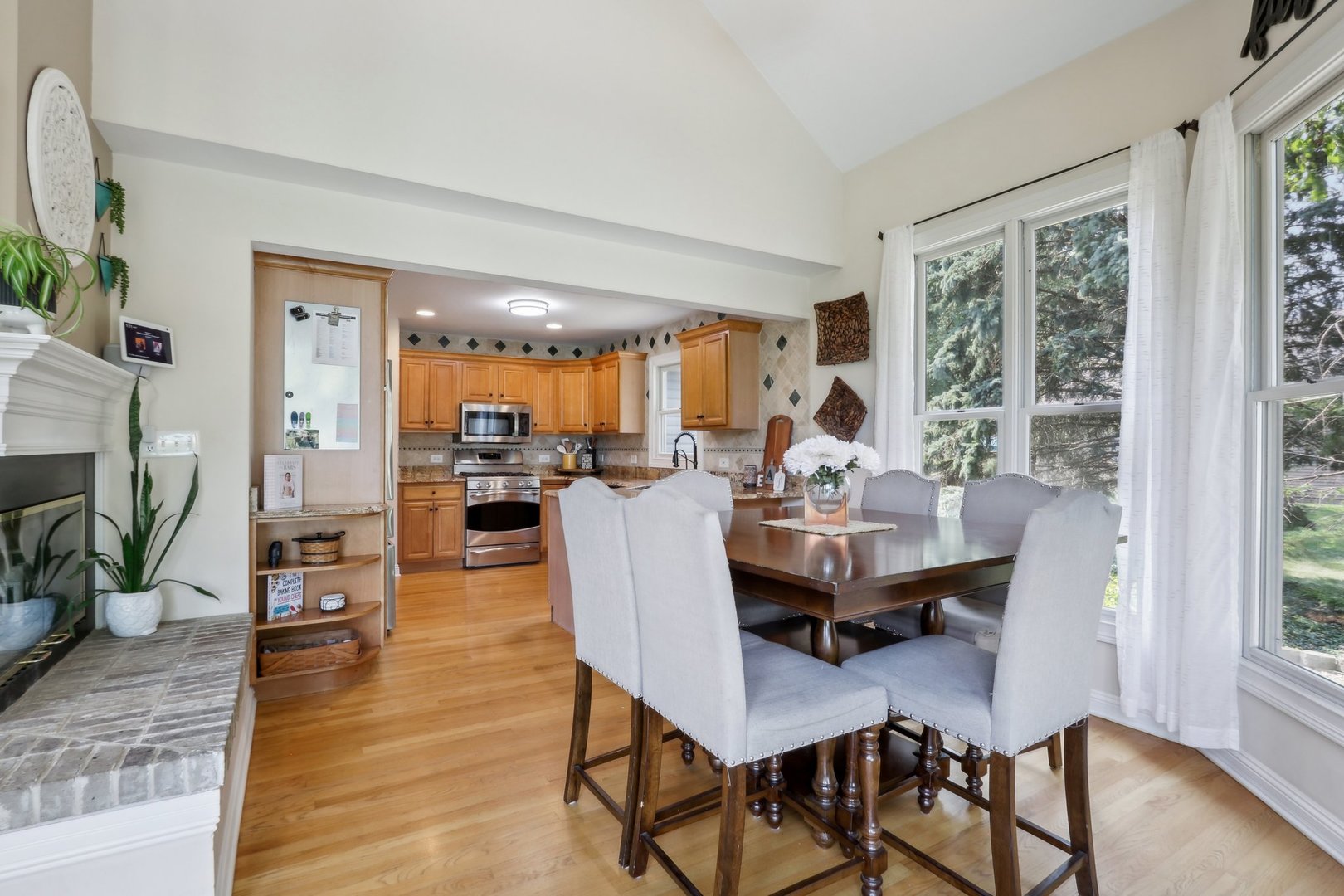 902 Dolder Lane Spring Grove, IL 60081 - Photo 4 of 67 Gallery Image 4