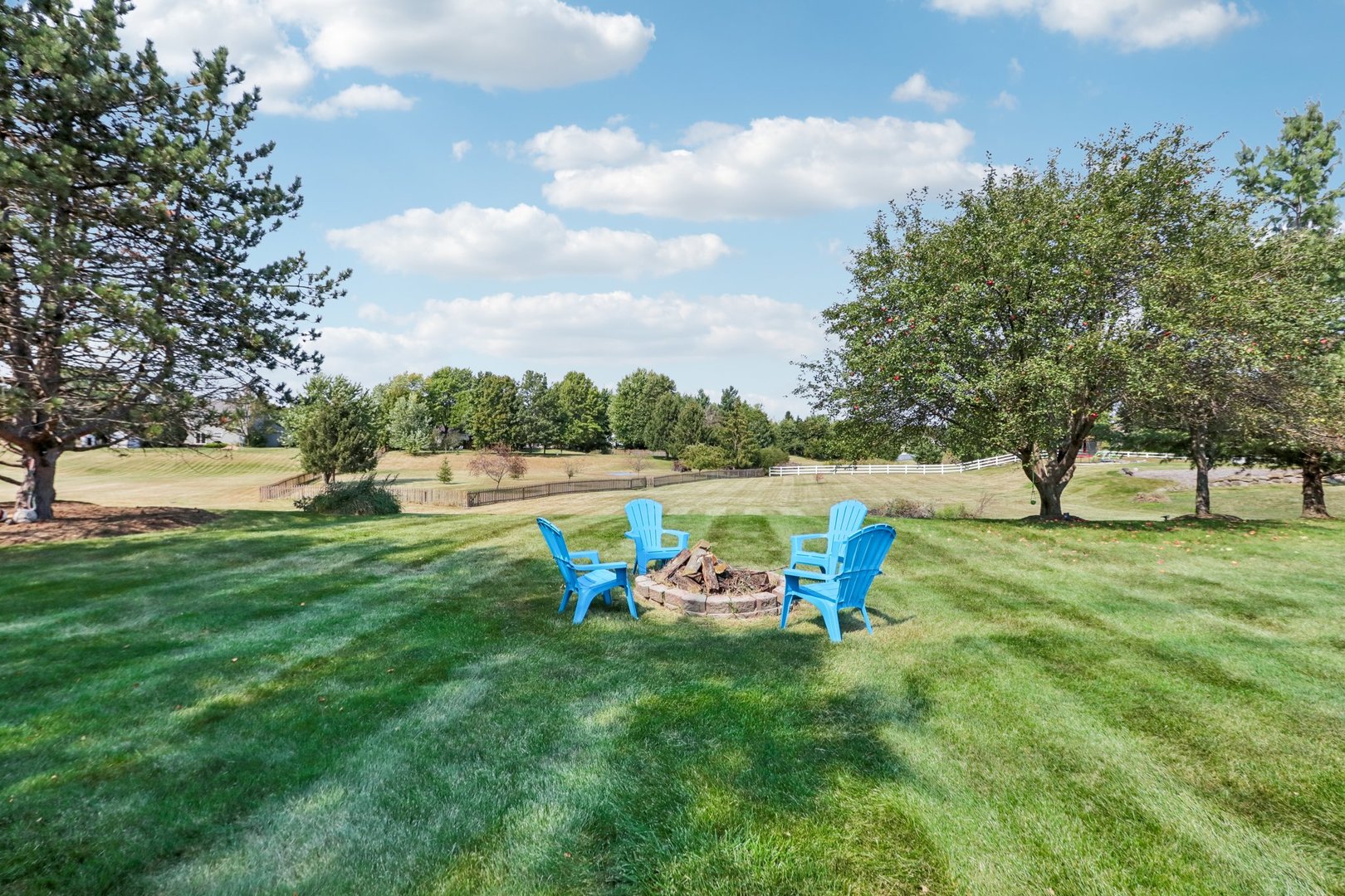 902 Dolder Lane Spring Grove, IL 60081 - Photo 43 of 67 Gallery Image 43