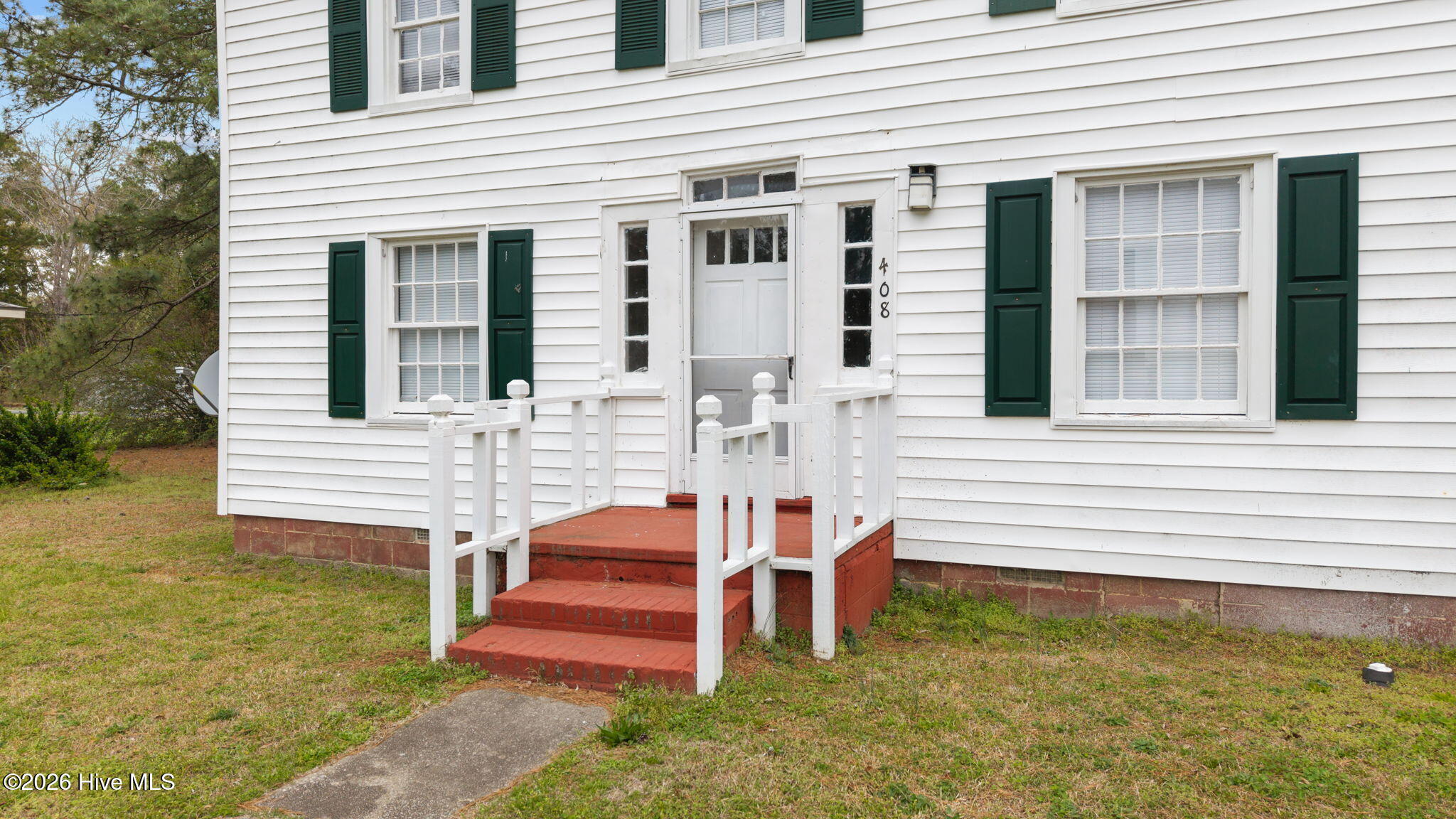 408 Boush Street Roper, NC 27970 - Photo 4 of 51 Front Entrance