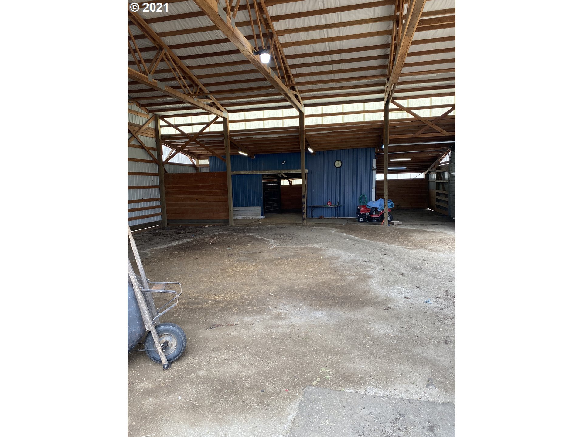 9888 South Barnards Road Canby, OR 97013 - Photo 8 of 15 Gallery Image 8
