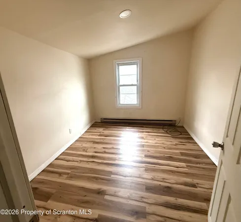 $1,250 | 307 School Street, Scranton, PA 18508