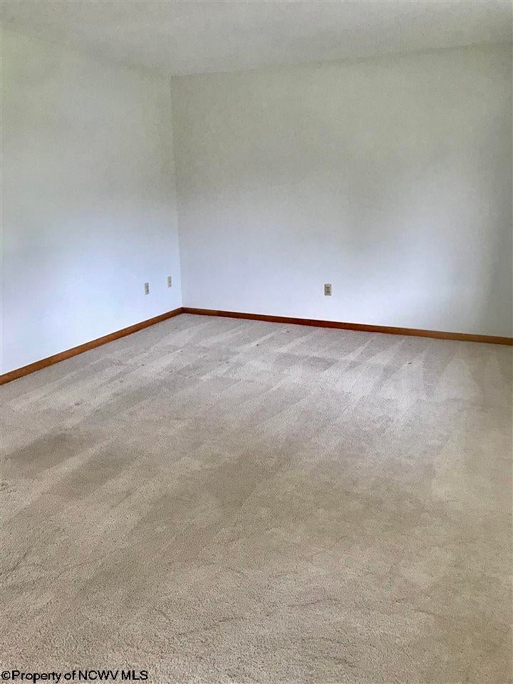 111 Sherwood Road Bridgeport, WV 26330 - Photo 17 of 28 Gallery Image 17