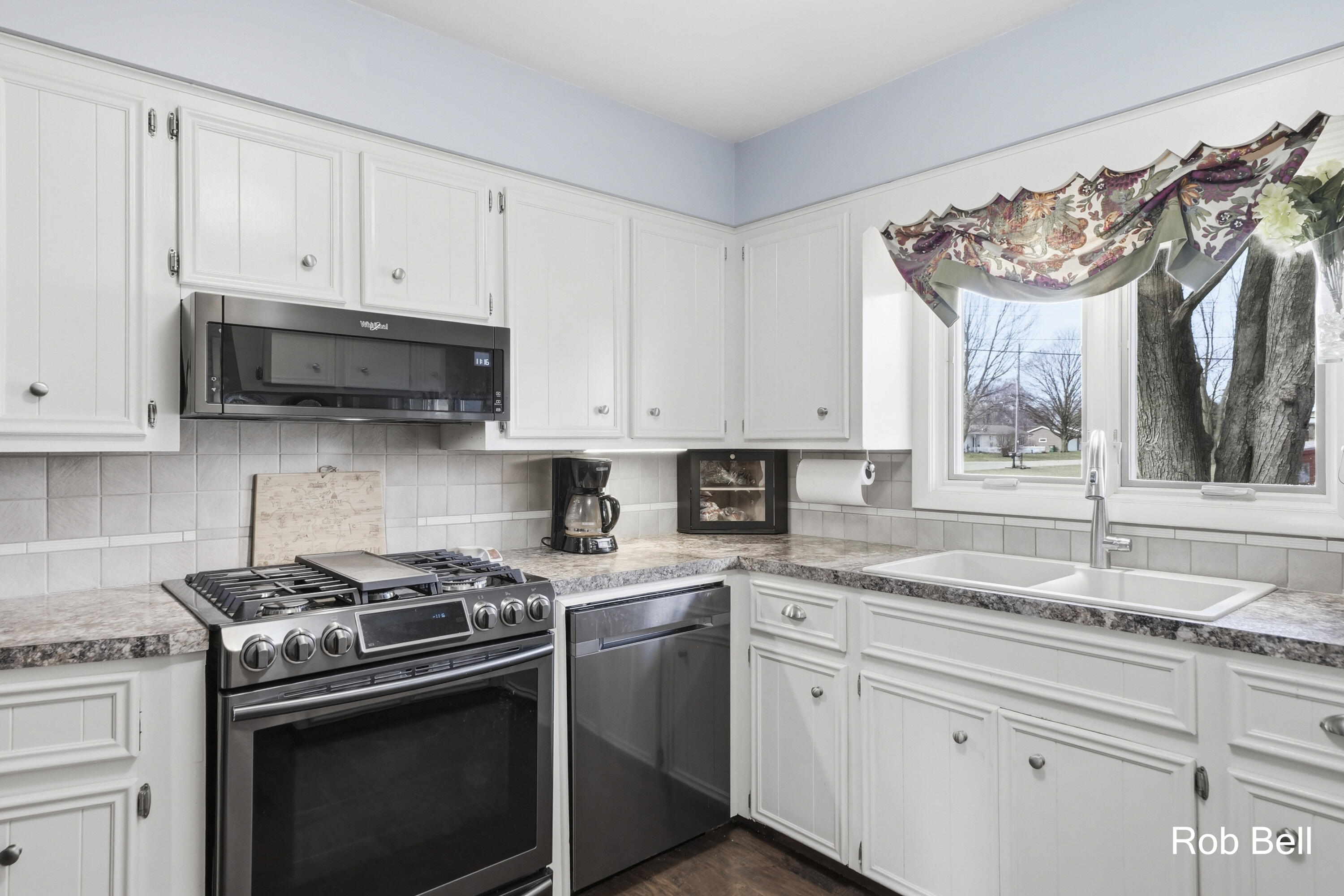 7410 Cherry Avenue Jenison, MI 49428 - Photo 11 of 44 Kitchen