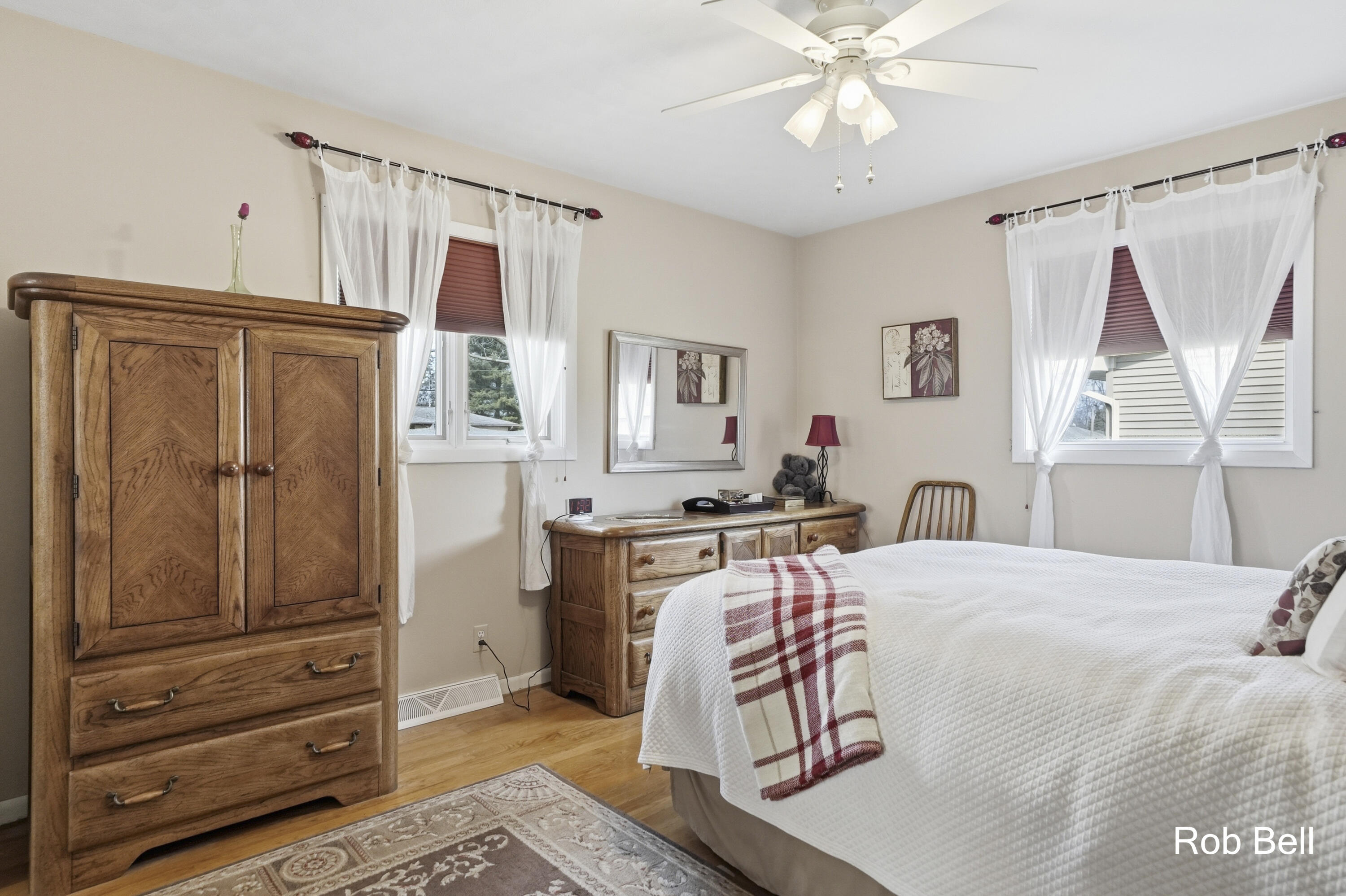 7410 Cherry Avenue Jenison, MI 49428 - Photo 20 of 44 2nd Bedroom