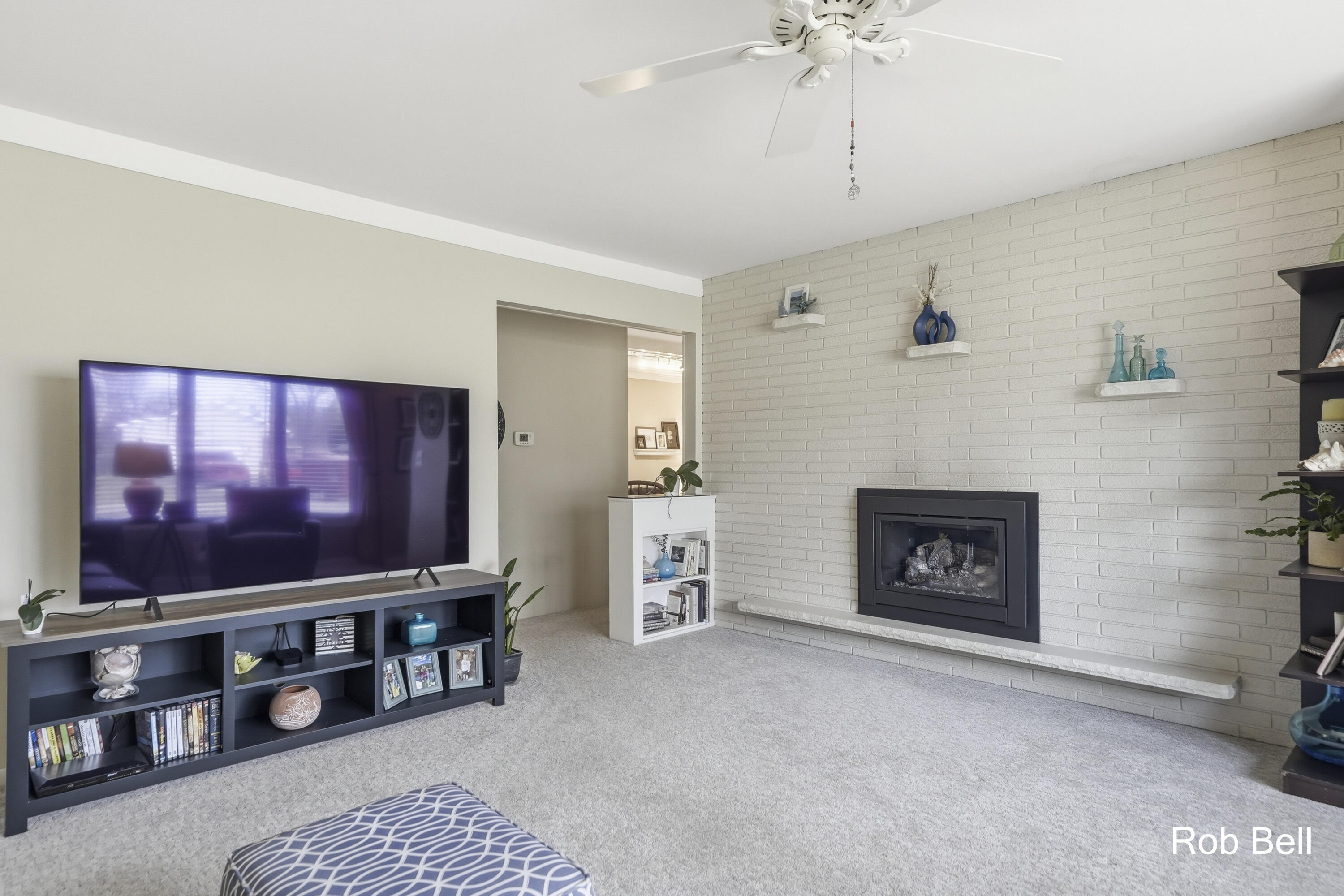 7410 Cherry Avenue Jenison, MI 49428 - Photo 3 of 44 Living Room