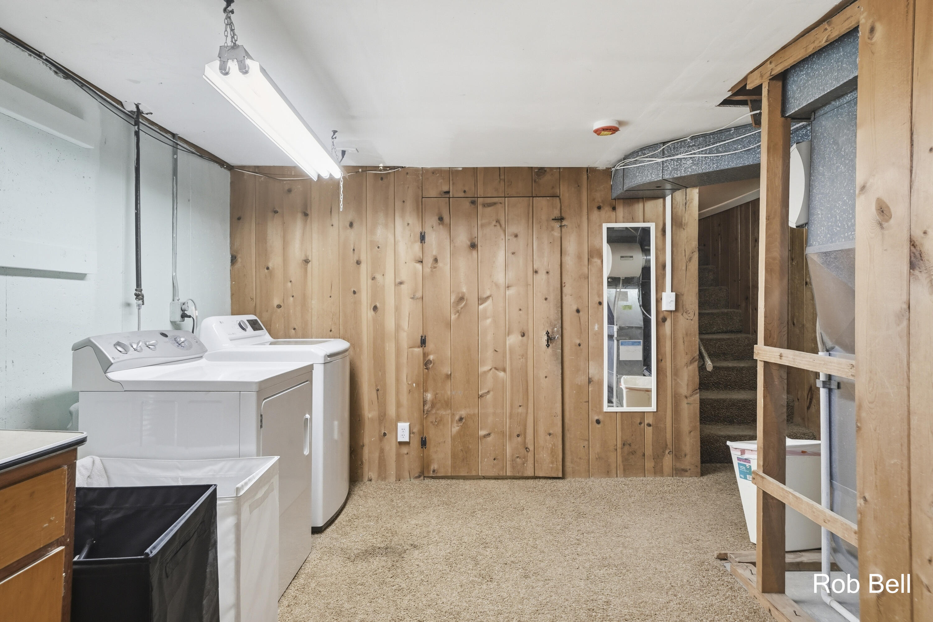 7410 Cherry Avenue Jenison, MI 49428 - Photo 33 of 44 Laundry