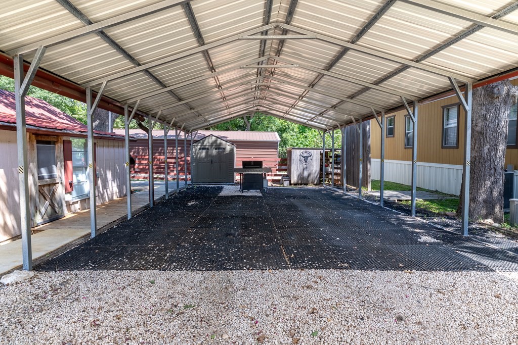 702 14th Street Bandera, TX 78003 - Photo 10 of 40