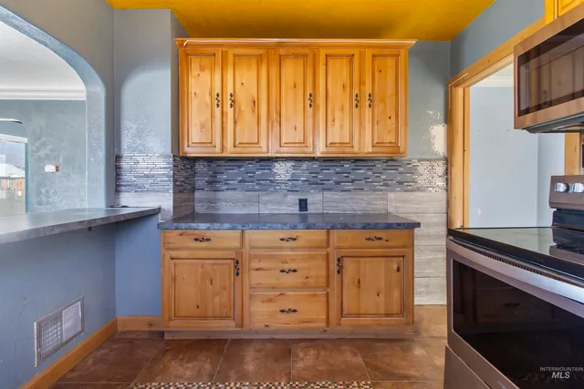 $259,000 | 729 11th Avenue North, Buhl, ID 83316