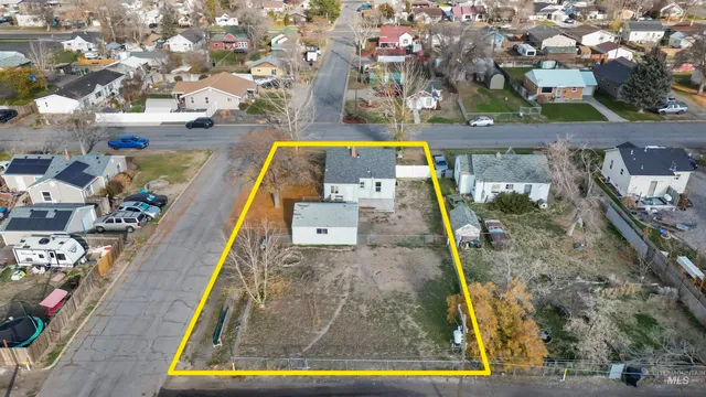 $259,000 | 729 11th Avenue North, Buhl, ID 83316