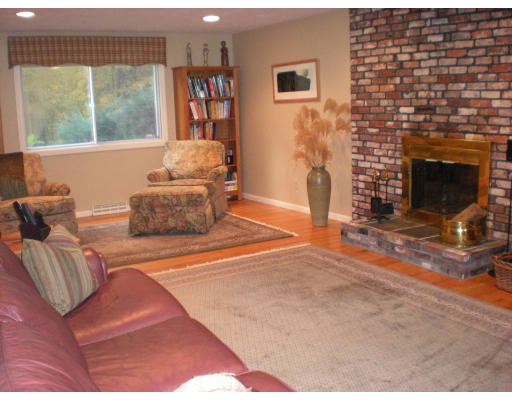 15 Condor Road Sharon, MA 02067 - Photo 17 of 20 Gallery Image 17