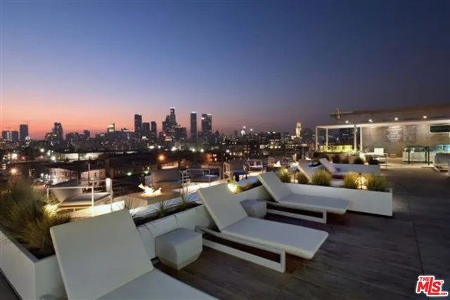 $3,300 | 527 Molino Street, Unit 208, Los Angeles, CA 90013