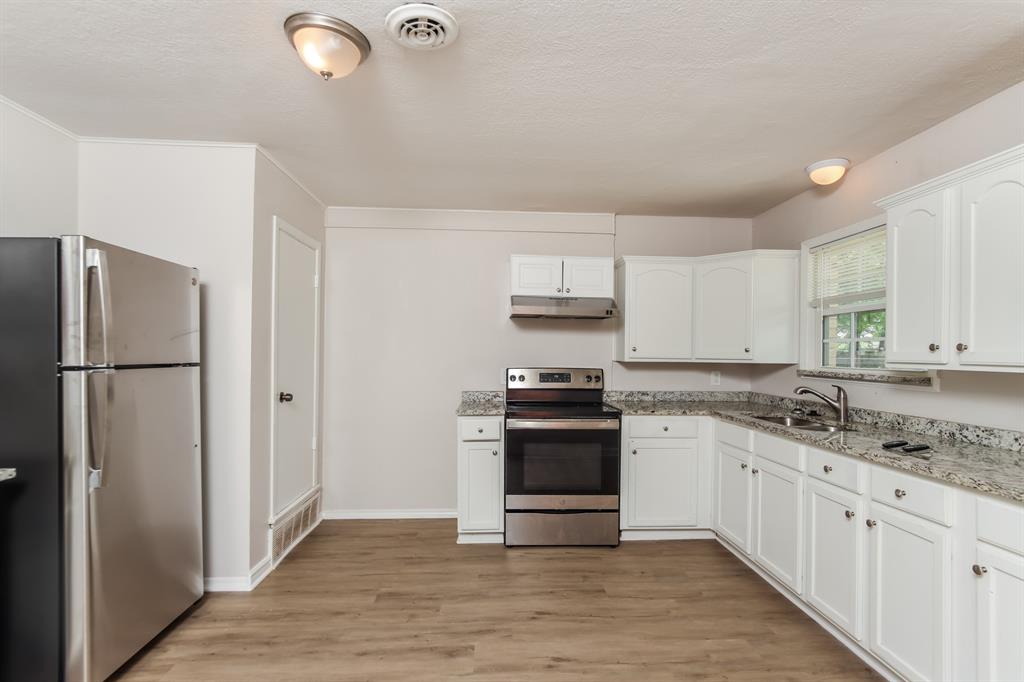 1823 Houghton Road Dallas, TX 75217 - Photo 6 of 16