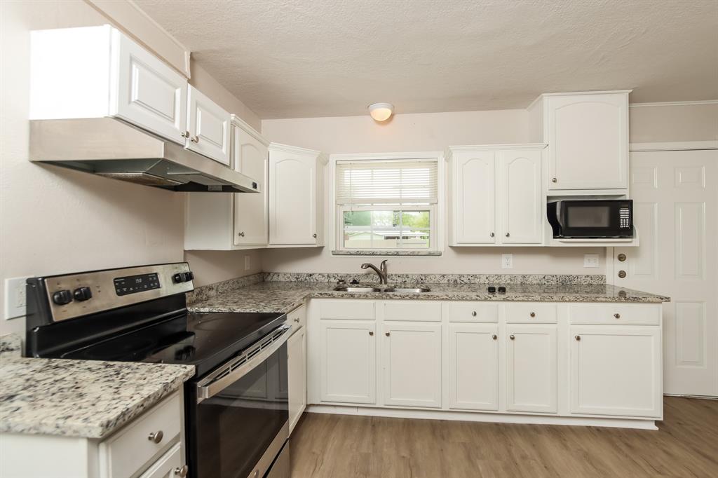 1823 Houghton Road Dallas, TX 75217 - Photo 7 of 16