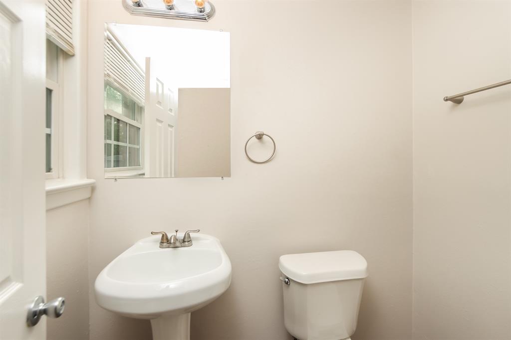 1823 Houghton Road Dallas, TX 75217 - Photo 10 of 16