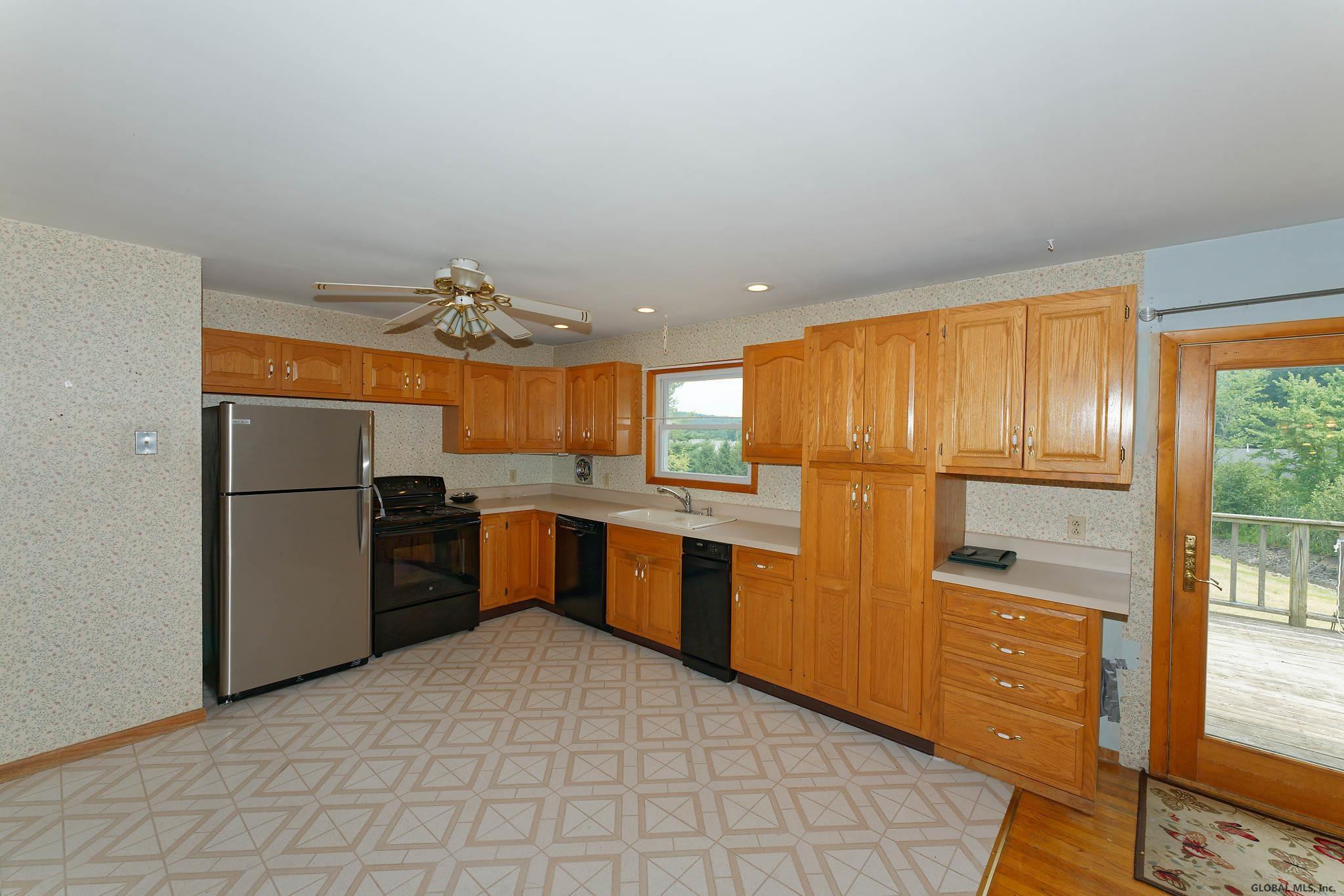 261 Miller Road Schodack, NY 12033 - Photo 18 of 65 Photo 18