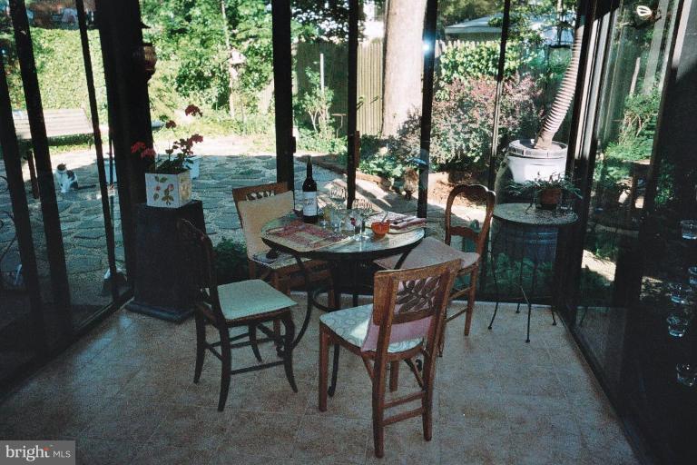 2002 Plyers Mill Road Silver Spring, MD 20902 - Photo 6 of 29 a view of a outdoor seating area