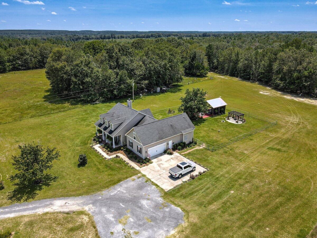686 Nantuckett Road Salley, SC 29137 - Photo 11 of 49