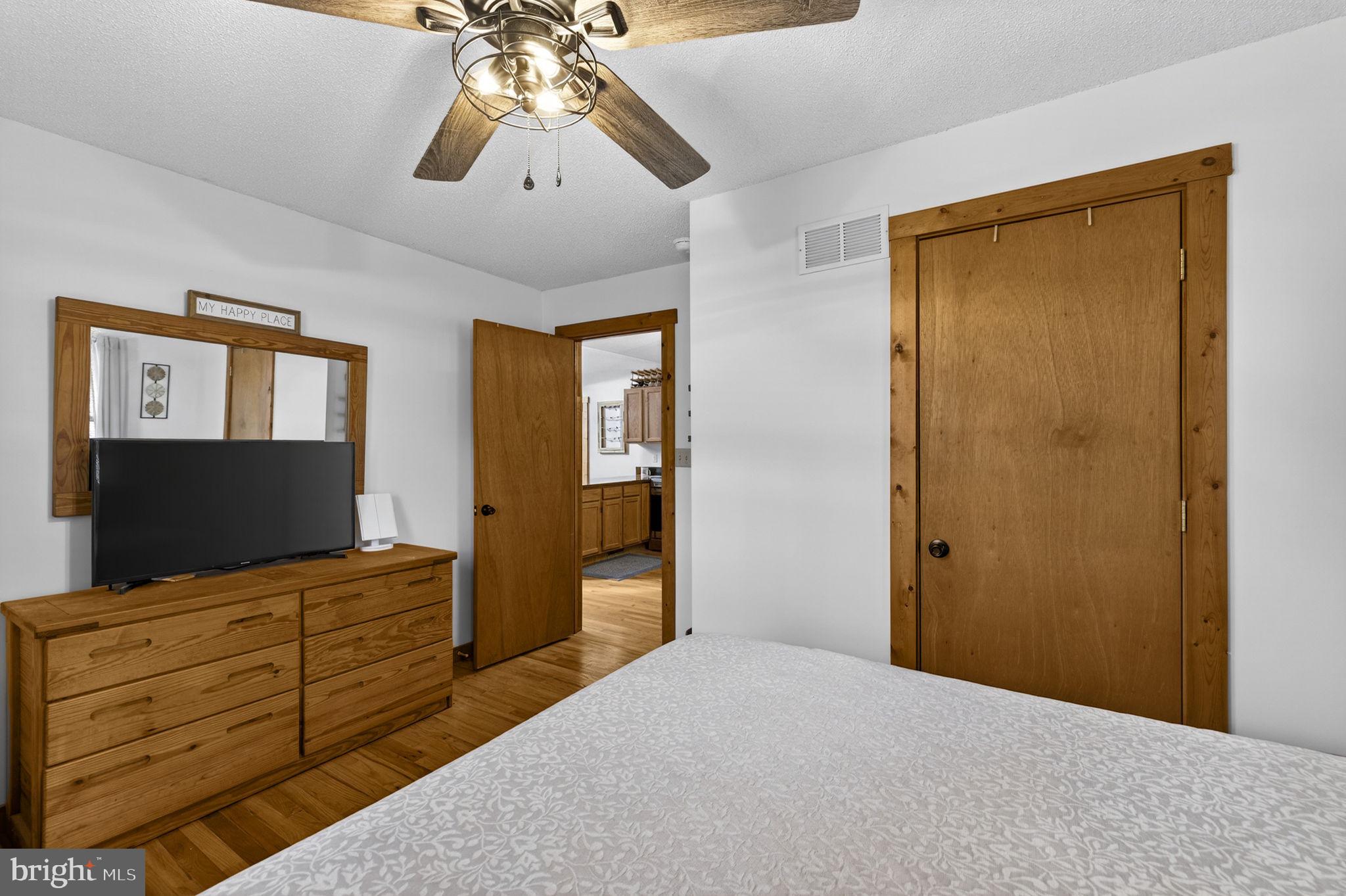 2368 Crossings View Road Paw Paw, WV 25434 - Photo 20 of 104