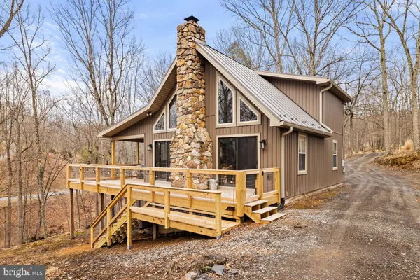 $379,000 | 2368 Crossings View Road, Paw Paw, WV 25434