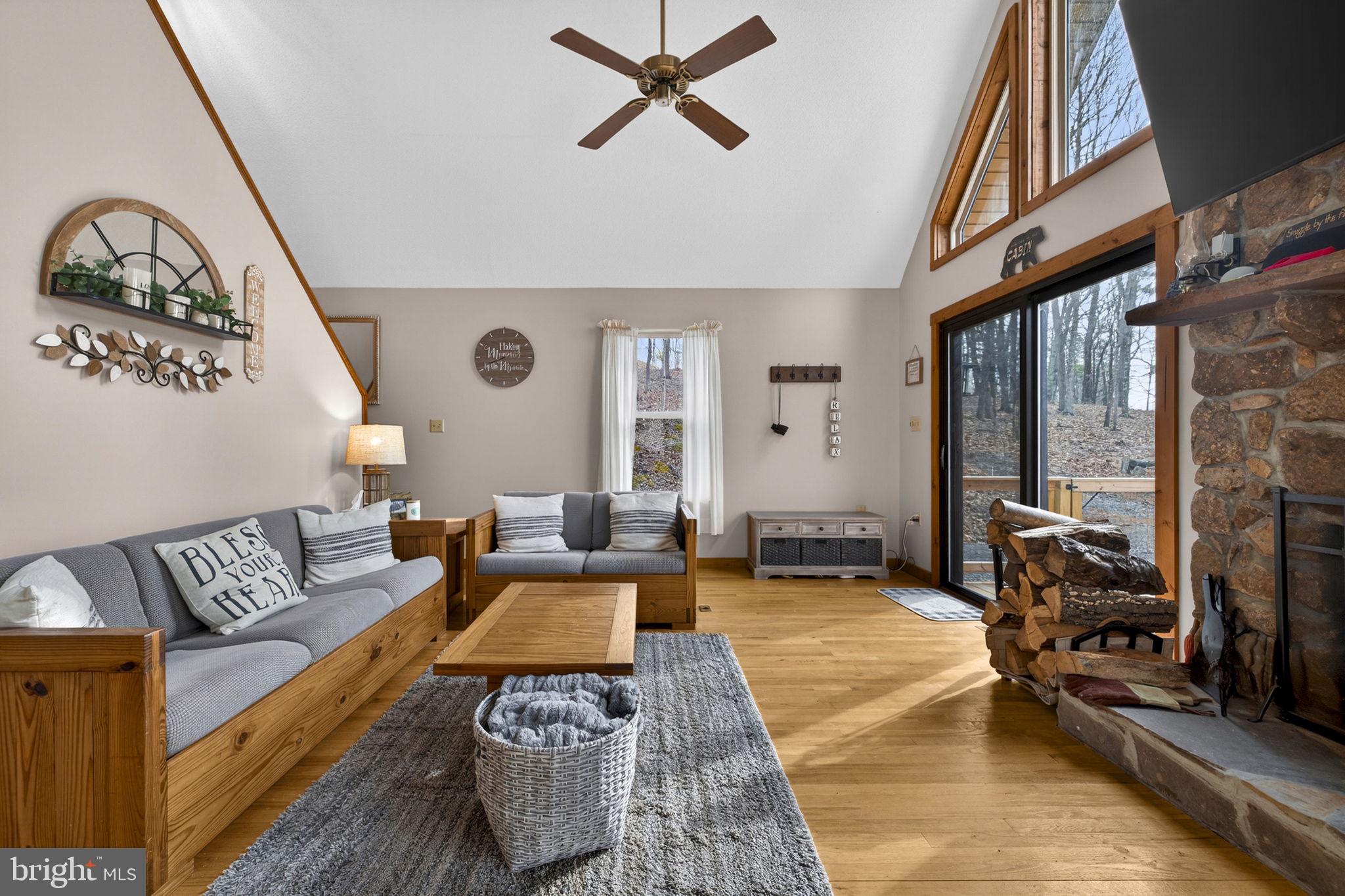 2368 Crossings View Road Paw Paw, WV 25434 - Photo 5 of 104