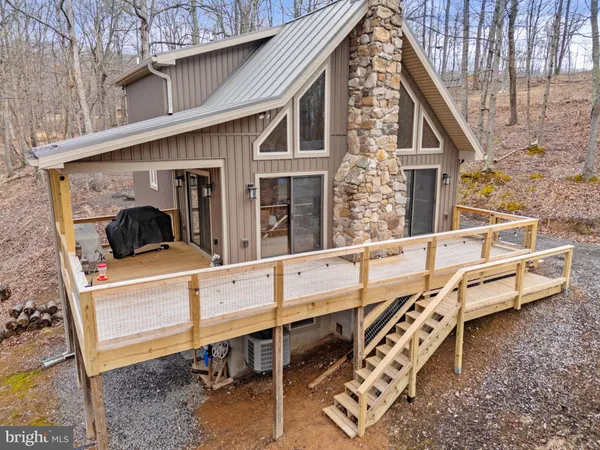 $379,000 | 2368 Crossings View Road, Paw Paw, WV 25434