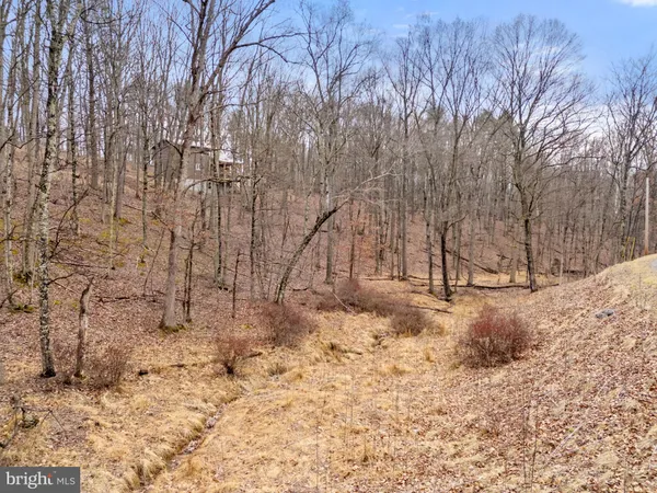 $379,000 | 2368 Crossings View Road, Paw Paw, WV 25434