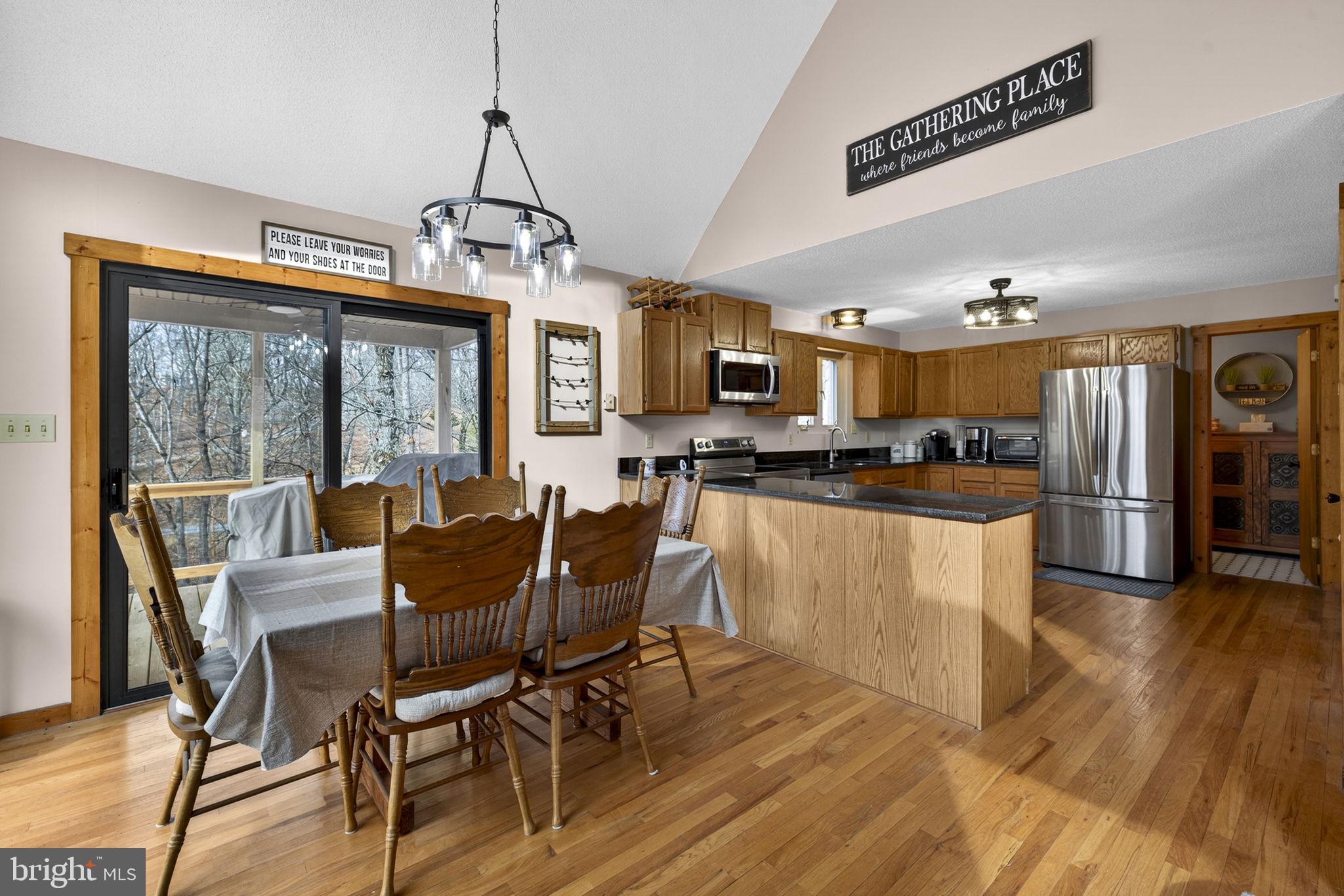 2368 Crossings View Road Paw Paw, WV 25434 - Photo 10 of 104