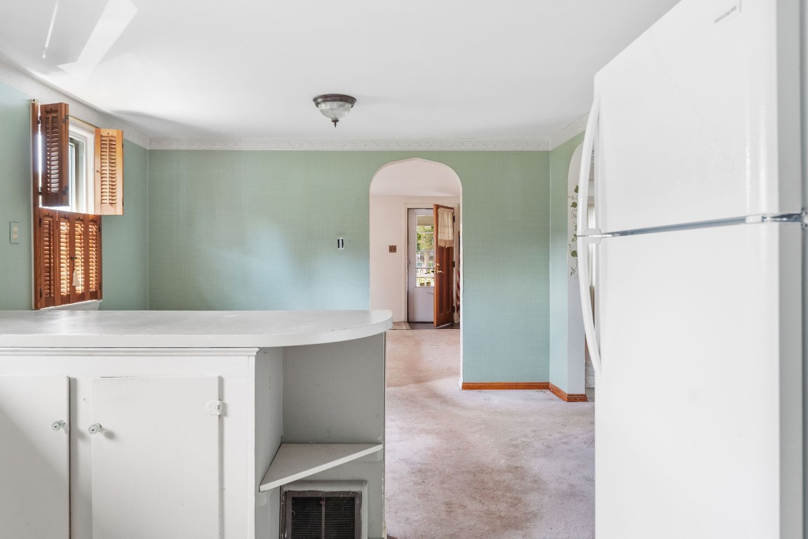 932 Vestal Road Vestal, NY 13850 - Photo 12 of 27 Gallery Image 12