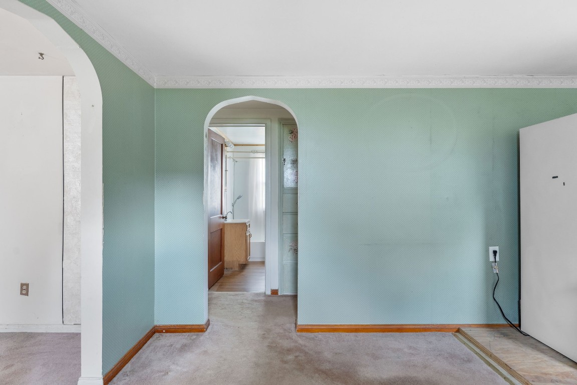 932 Vestal Road Vestal, NY 13850 - Photo 17 of 27 Gallery Image 17