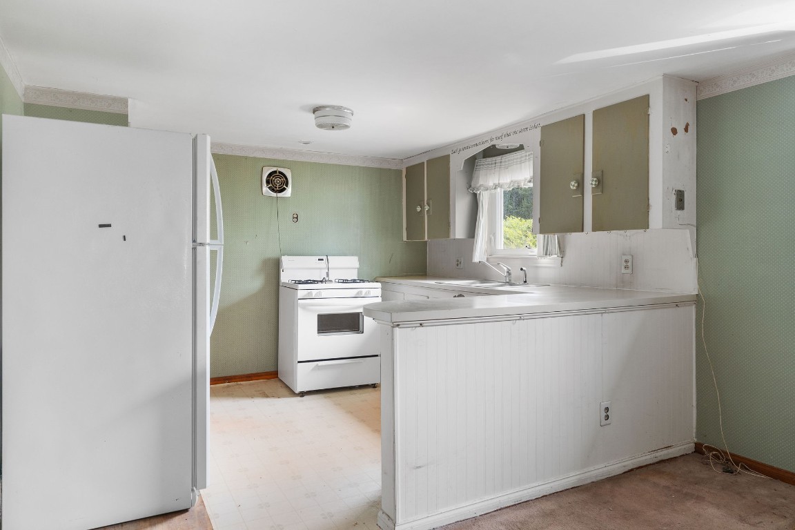 932 Vestal Road Vestal, NY 13850 - Photo 9 of 27 Gallery Image 9