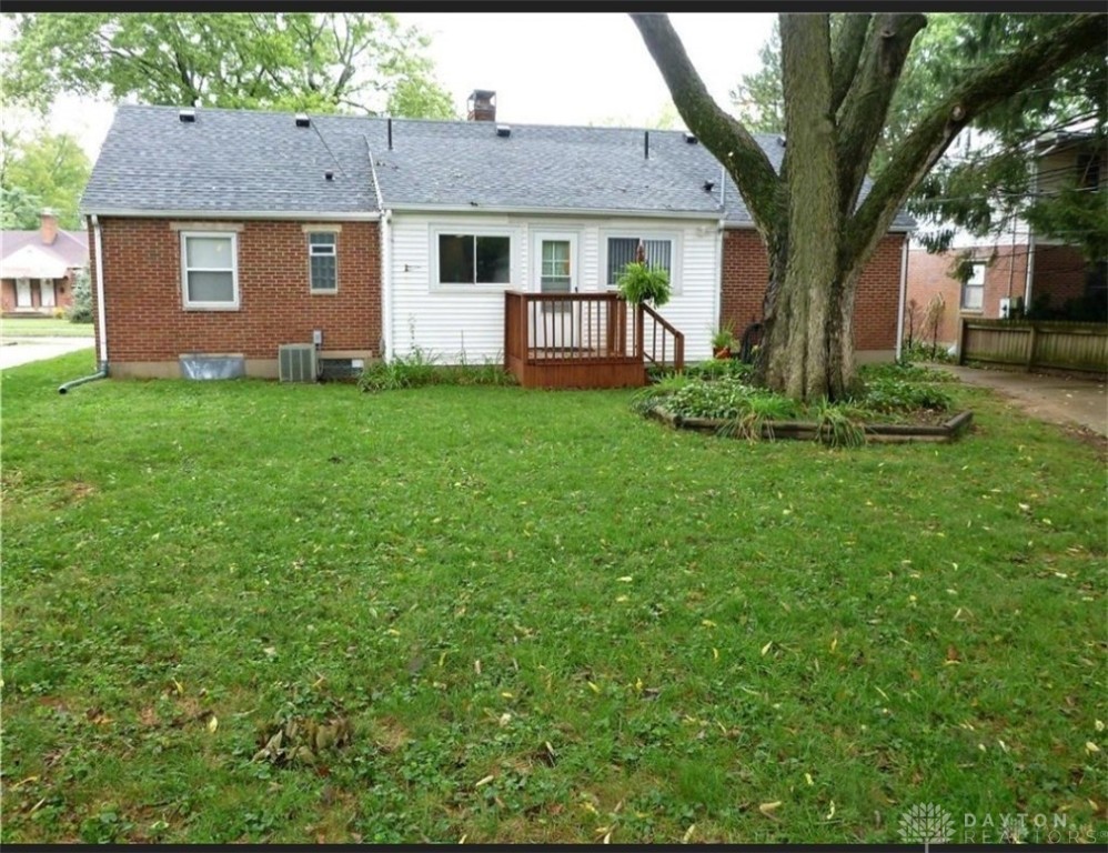 414 Lewiston Road Kettering, OH 45429 - Photo 10 of 24 Gallery Image 10