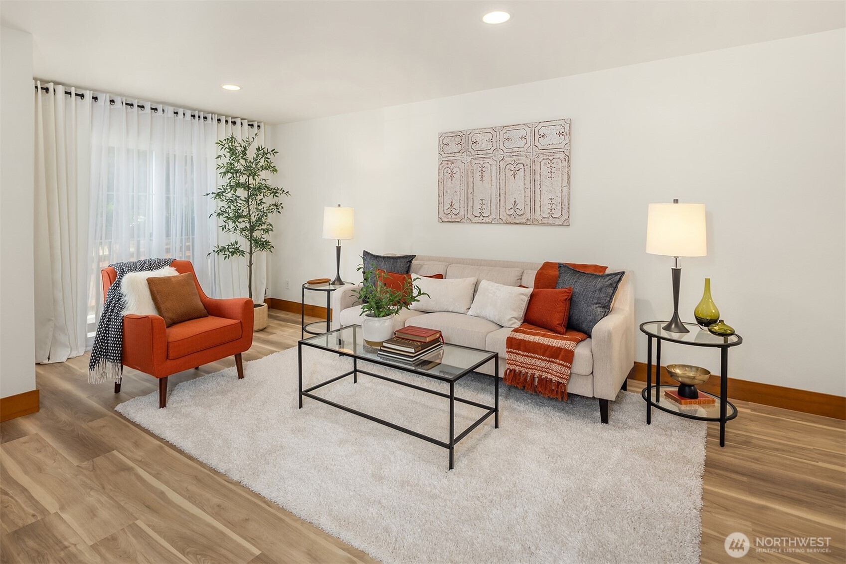 13726 Midvale Avenue North, Unit B Seattle, WA 98133 - Photo 11 of 31