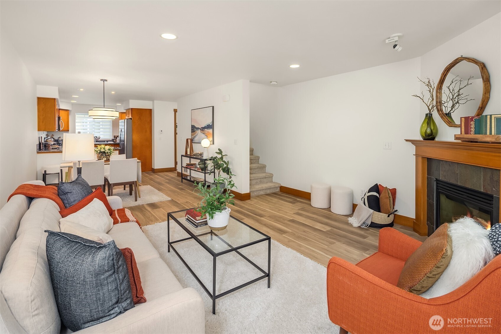 13726 Midvale Avenue North, Unit B Seattle, WA 98133 - Photo 12 of 31