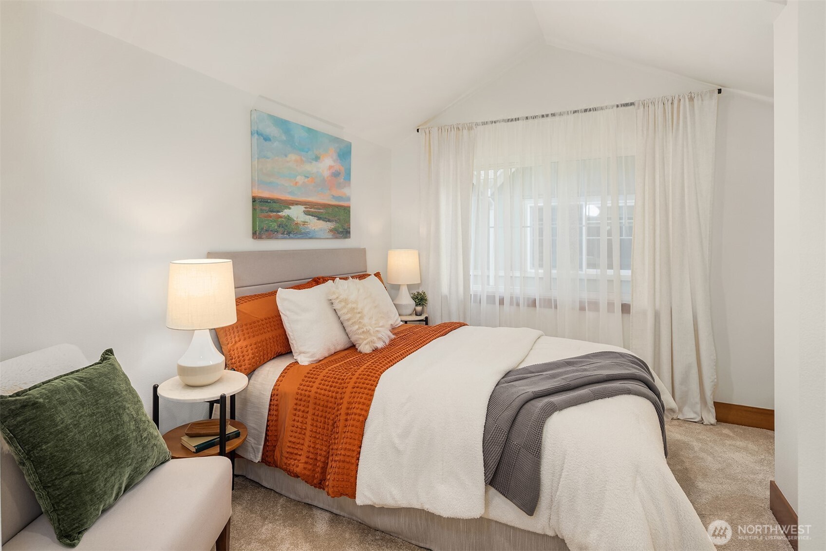 13726 Midvale Avenue North, Unit B Seattle, WA 98133 - Photo 25 of 31