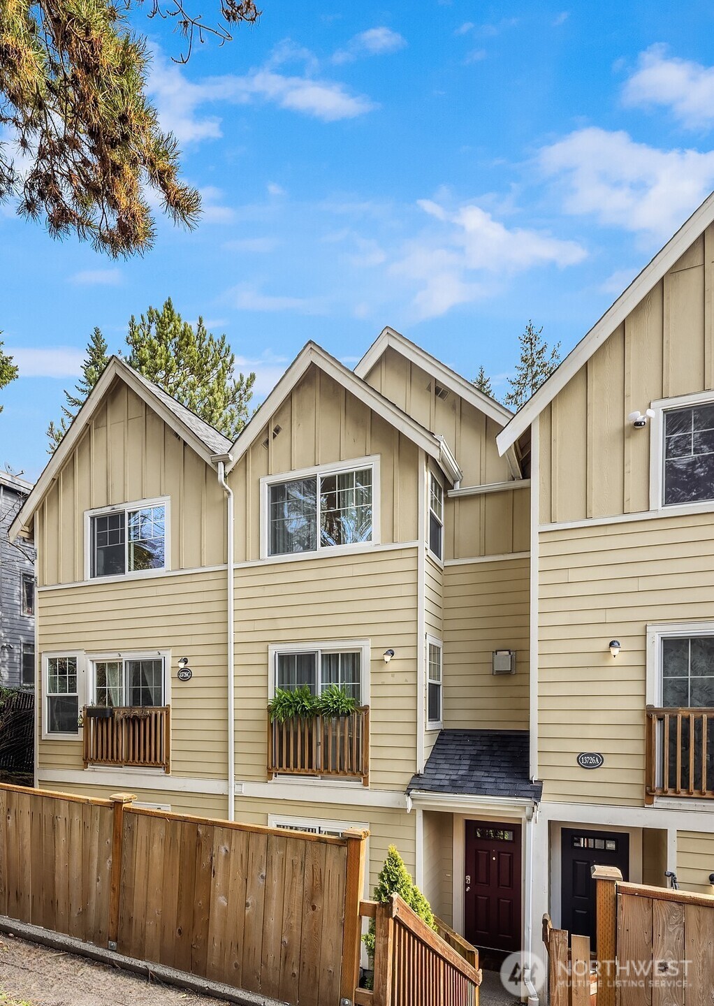 13726 Midvale Avenue North, Unit B Seattle, WA 98133 - Photo 30 of 31