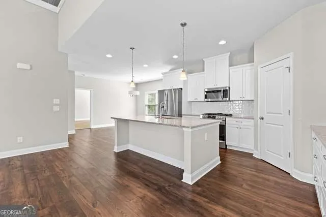 $2,550 | 517 Lago Court, LaGrange, GA 30241