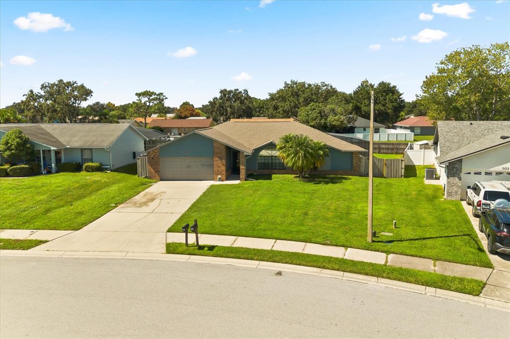 1012 Tony Circle St. Cloud, FL 34772 - Photo 3 of 30