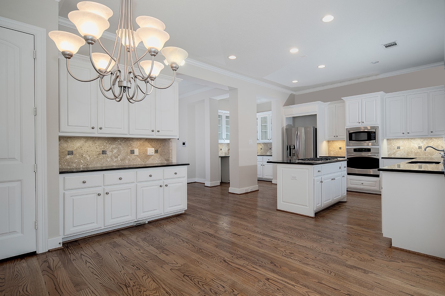 190 West Breezy Way Spring, TX 77380 - Photo 18 of 33 View of the spacious kitchen from the casual dining space.