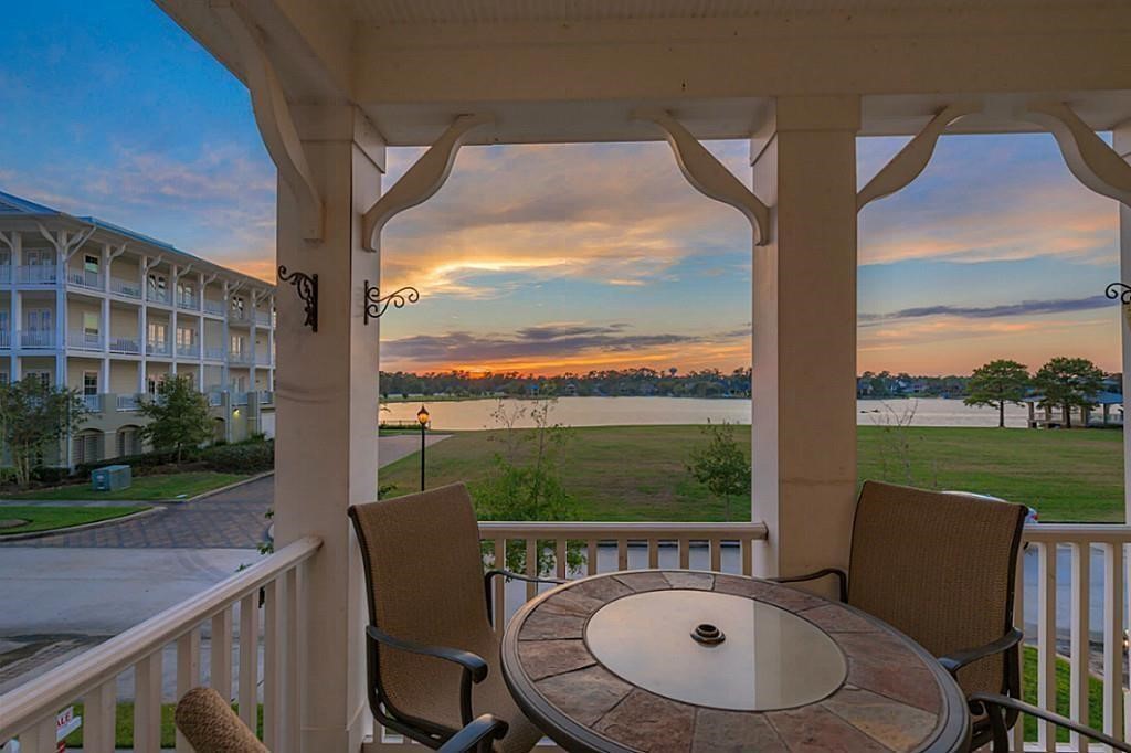 190 West Breezy Way Spring, TX 77380 - Photo 2 of 33 Stunning sunset views of Lake Woodlands!