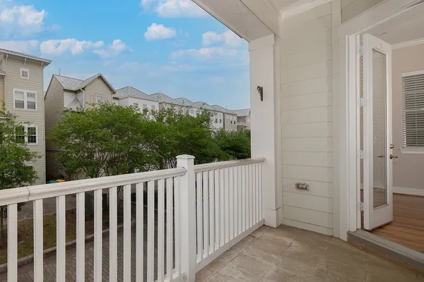 $5,300 | 190 West Breezy Way, The Woodlands, TX 77380