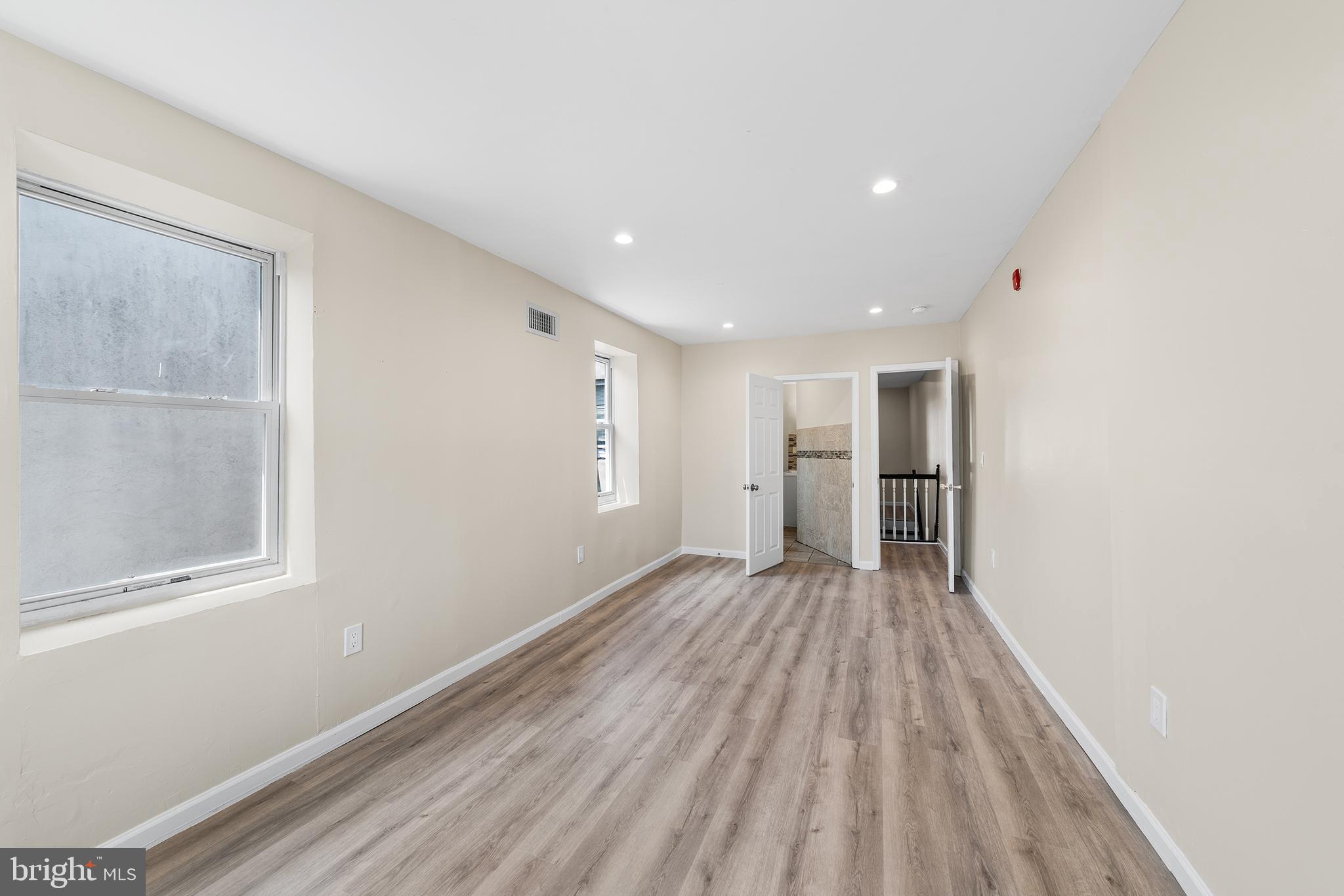 2003 South 7th Street, Unit 2 Philadelphia, PA 19148 - Photo 20 of 27 Bedroom 3 - rear upper level
