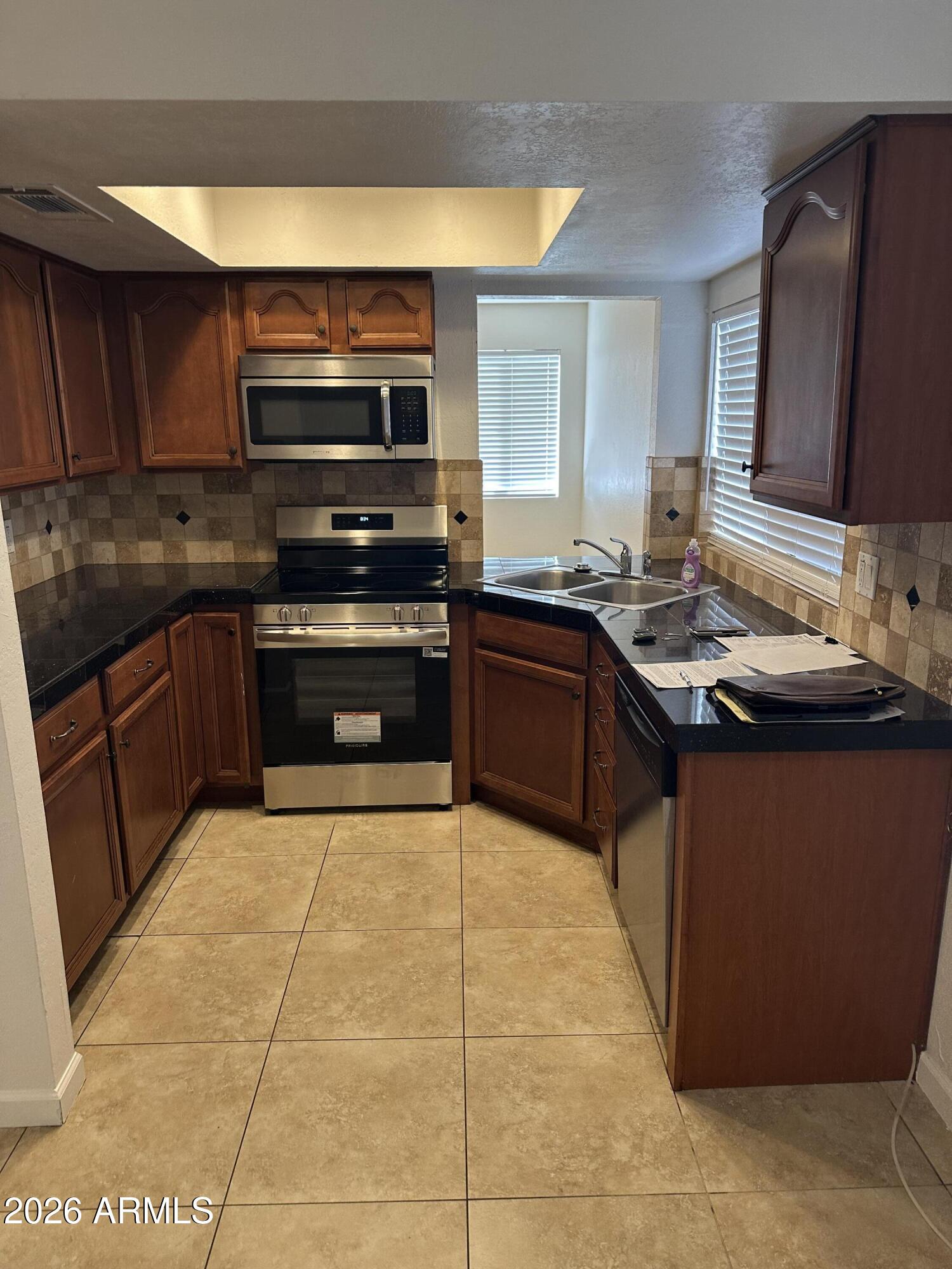 6209 West Nancy Road Glendale, AZ 85306 - Photo 2 of 13