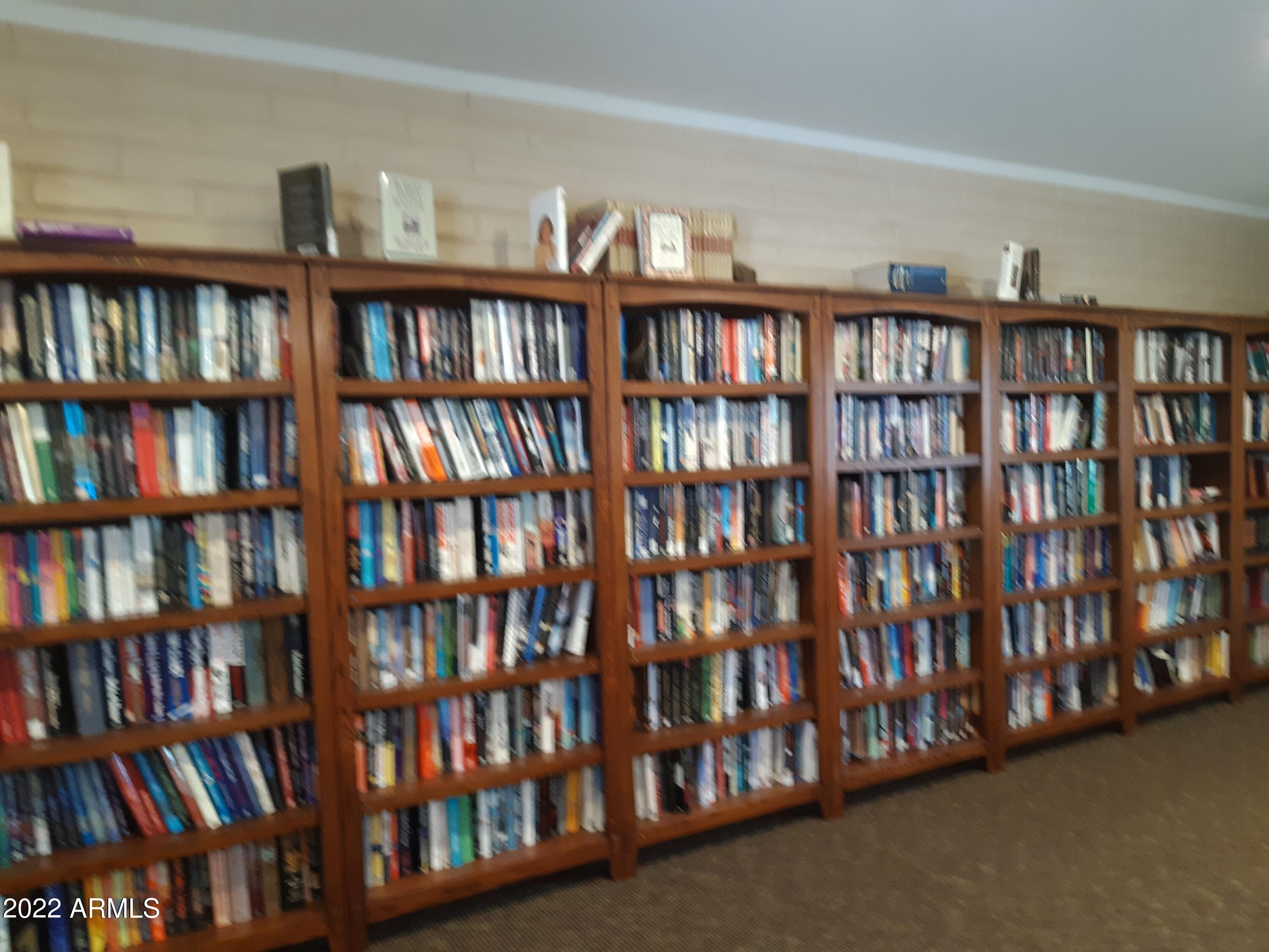 5201 West Camelback Road, Unit FC199 Phoenix, AZ 85031 - Photo 13 of 40 17. Library